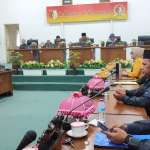 Rapat Paripurna DPRD Sigi dengan agenda pandang umum fraksi-fraksi terhadap dia Ranperda Kabupaten Sigi